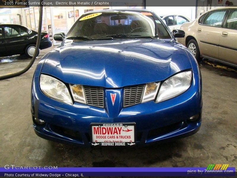 Electric Blue Metallic / Graphite 2005 Pontiac Sunfire Coupe