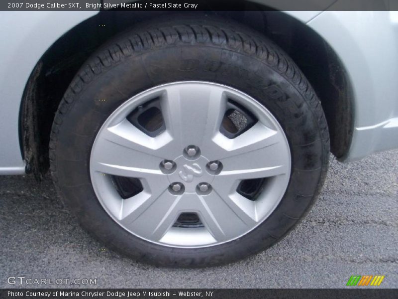 Bright Silver Metallic / Pastel Slate Gray 2007 Dodge Caliber SXT