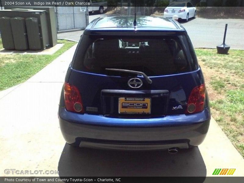 Indigo Ink Pearl / Dark Charcoal 2004 Scion xA