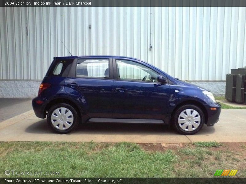 Indigo Ink Pearl / Dark Charcoal 2004 Scion xA