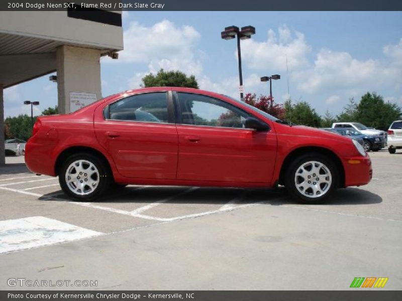 Flame Red / Dark Slate Gray 2004 Dodge Neon SXT