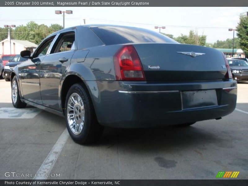 Magnesium Pearl / Dark Slate Gray/Light Graystone 2005 Chrysler 300 Limited