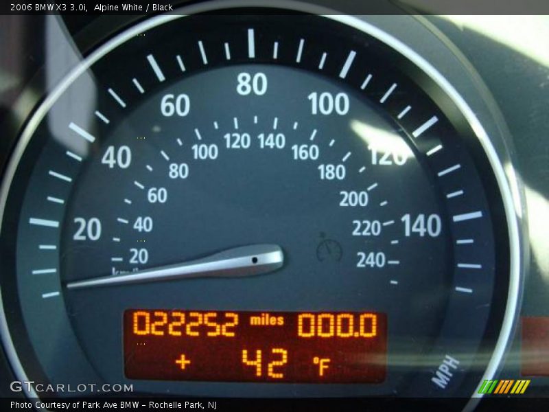 Alpine White / Black 2006 BMW X3 3.0i