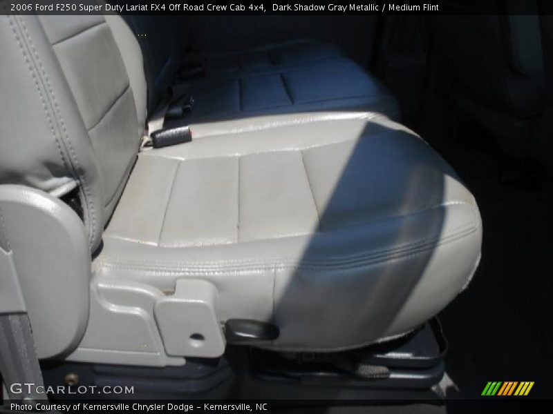 Dark Shadow Gray Metallic / Medium Flint 2006 Ford F250 Super Duty Lariat FX4 Off Road Crew Cab 4x4