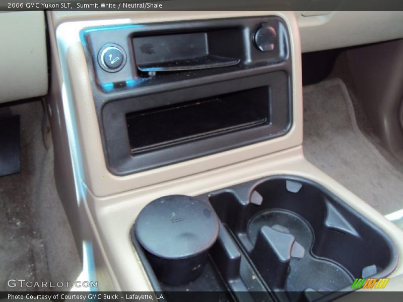 Summit White / Neutral/Shale 2006 GMC Yukon SLT