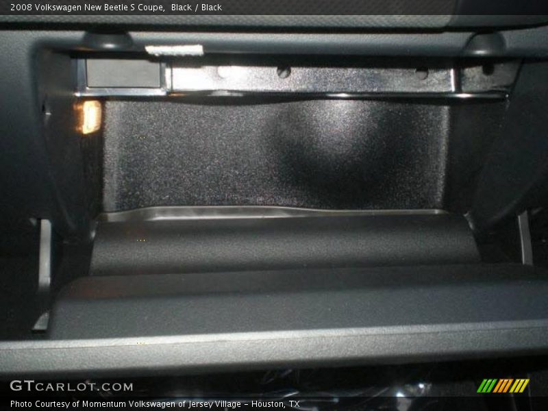 Black / Black 2008 Volkswagen New Beetle S Coupe