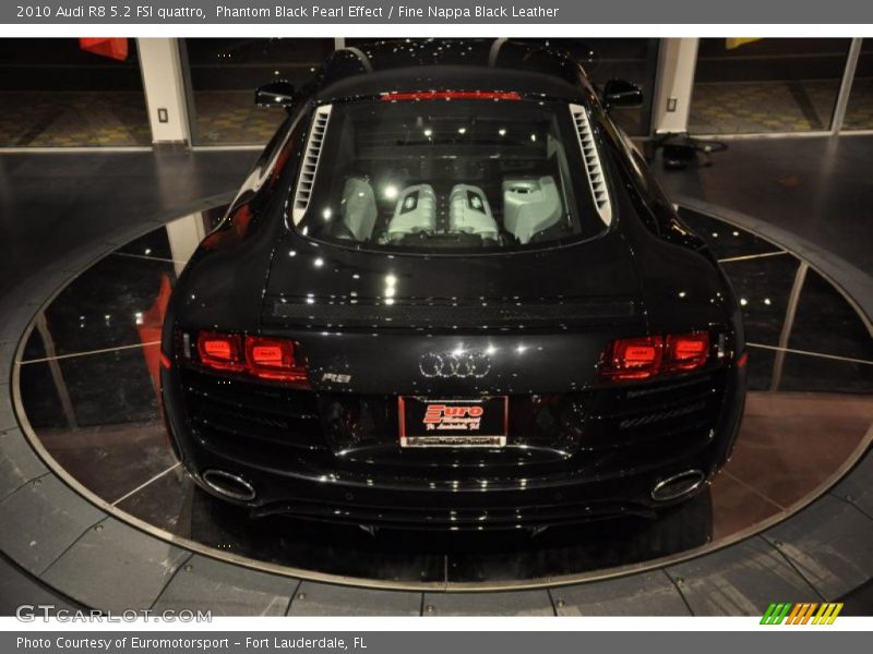 Phantom Black Pearl Effect / Fine Nappa Black Leather 2010 Audi R8 5.2 FSI quattro