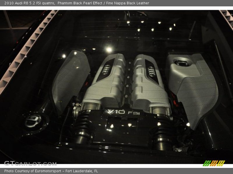 Phantom Black Pearl Effect / Fine Nappa Black Leather 2010 Audi R8 5.2 FSI quattro