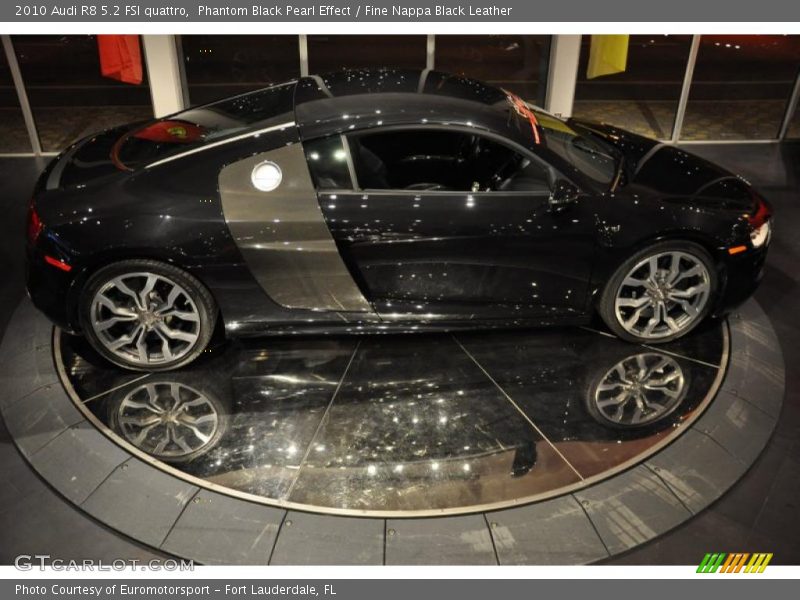 Phantom Black Pearl Effect / Fine Nappa Black Leather 2010 Audi R8 5.2 FSI quattro