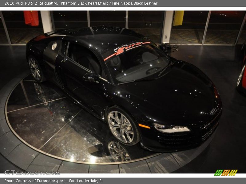 Phantom Black Pearl Effect / Fine Nappa Black Leather 2010 Audi R8 5.2 FSI quattro