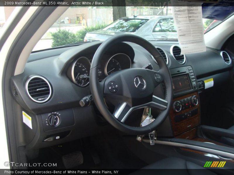Arctic White / Black 2009 Mercedes-Benz ML 350 4Matic