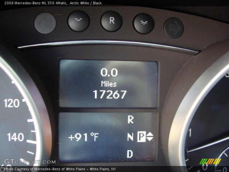 Arctic White / Black 2009 Mercedes-Benz ML 350 4Matic