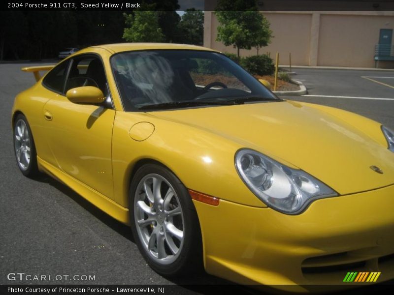 Speed Yellow / Black 2004 Porsche 911 GT3