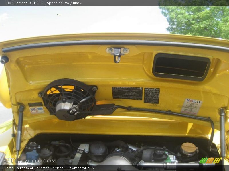 Speed Yellow / Black 2004 Porsche 911 GT3