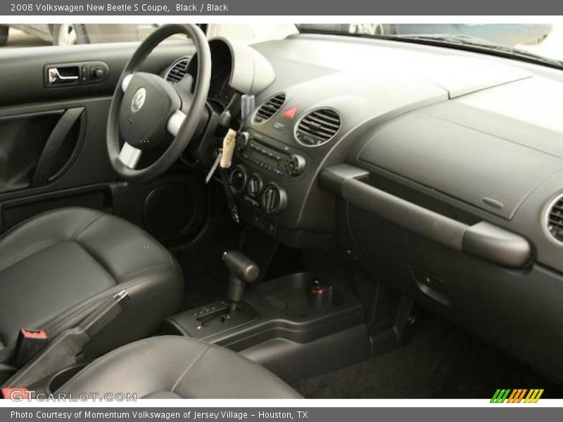 Black / Black 2008 Volkswagen New Beetle S Coupe