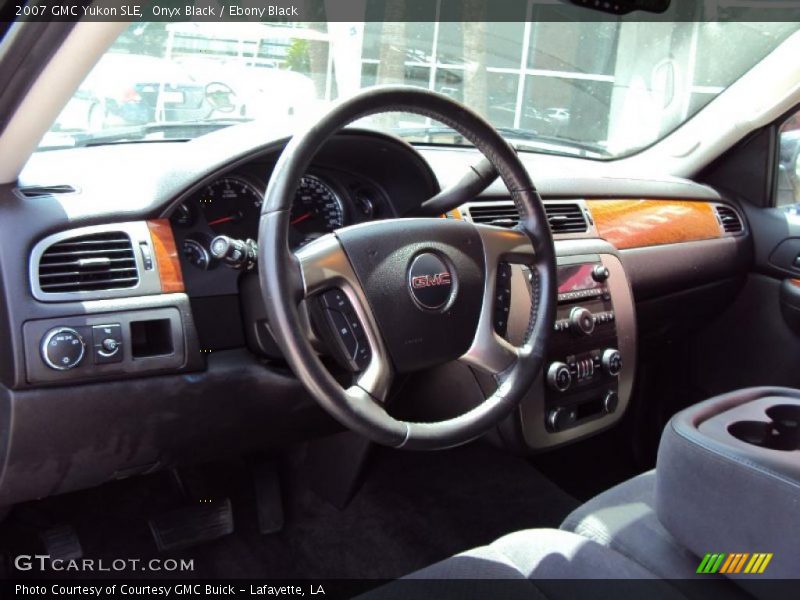 Onyx Black / Ebony Black 2007 GMC Yukon SLE