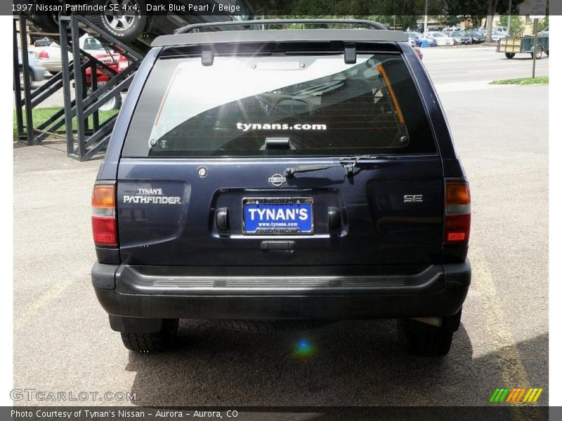 Dark Blue Pearl / Beige 1997 Nissan Pathfinder SE 4x4