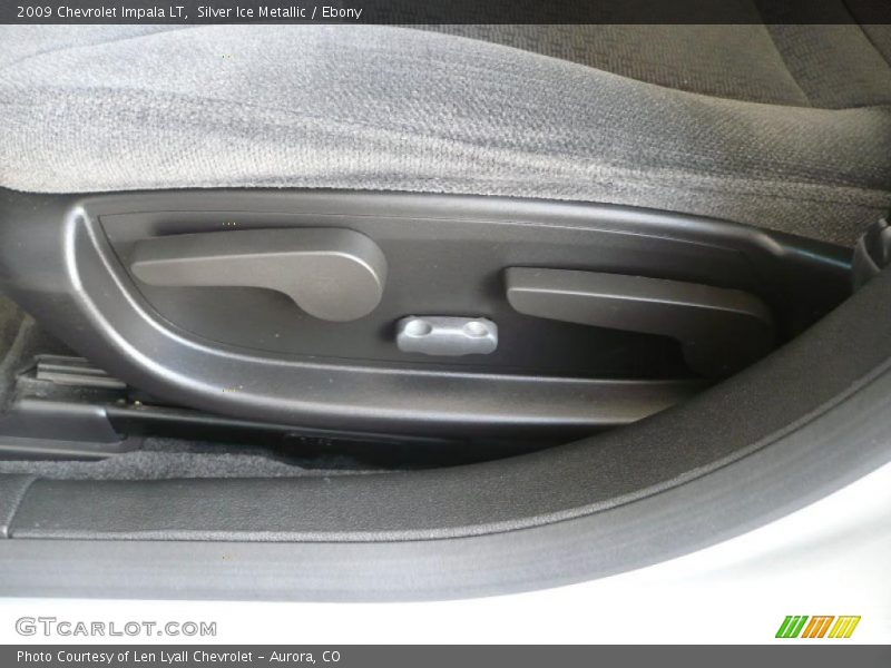 Silver Ice Metallic / Ebony 2009 Chevrolet Impala LT