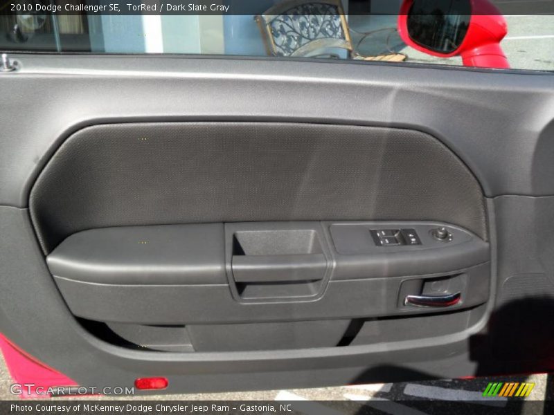 TorRed / Dark Slate Gray 2010 Dodge Challenger SE