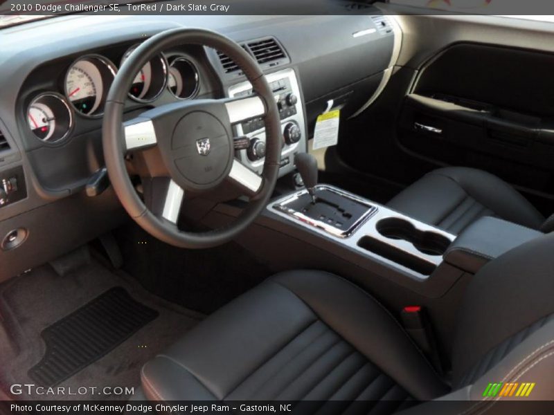 TorRed / Dark Slate Gray 2010 Dodge Challenger SE