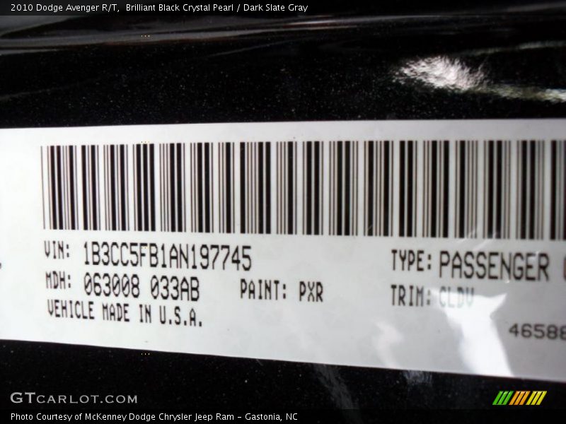 Brilliant Black Crystal Pearl / Dark Slate Gray 2010 Dodge Avenger R/T