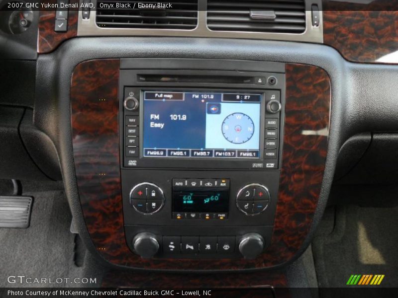 Onyx Black / Ebony Black 2007 GMC Yukon Denali AWD