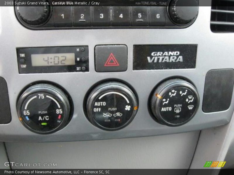Catseye Blue Metallic / Gray 2003 Suzuki Grand Vitara