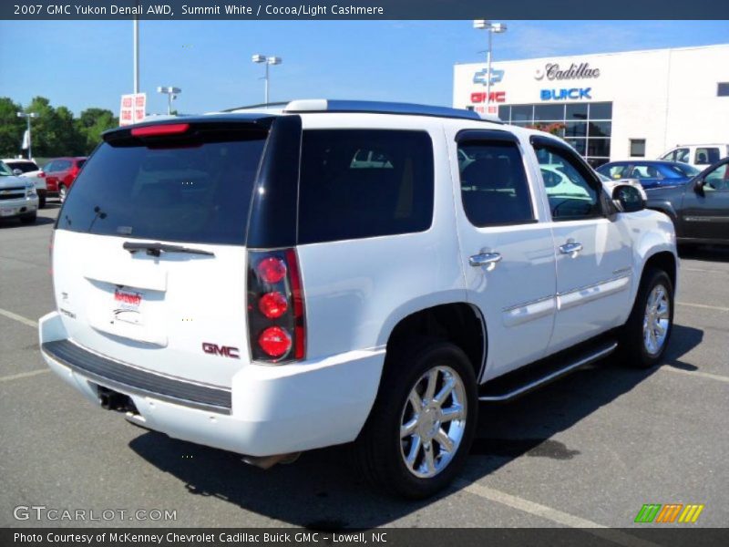 Summit White / Cocoa/Light Cashmere 2007 GMC Yukon Denali AWD