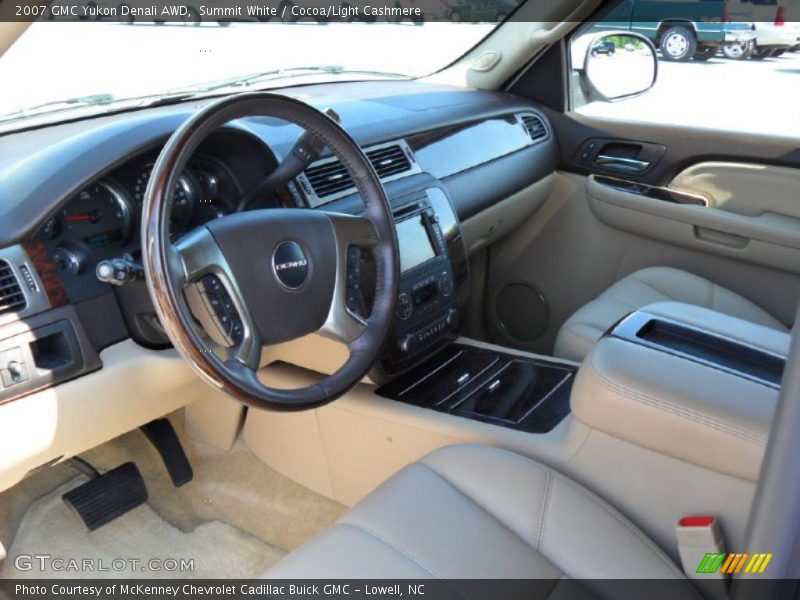 Summit White / Cocoa/Light Cashmere 2007 GMC Yukon Denali AWD
