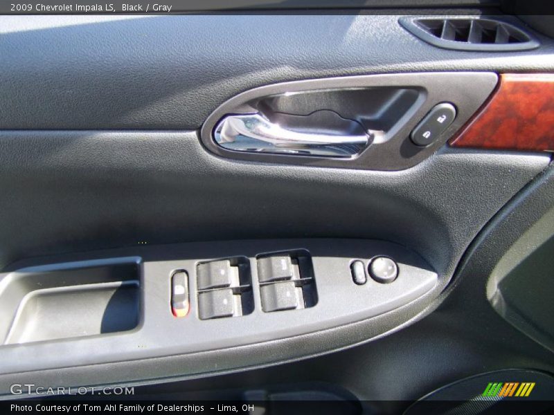 Black / Gray 2009 Chevrolet Impala LS