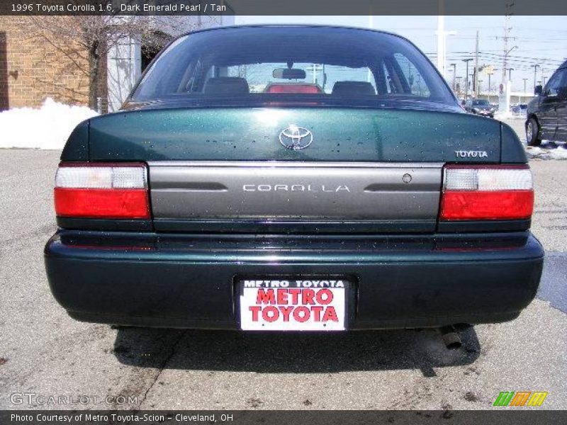 Dark Emerald Pearl / Tan 1996 Toyota Corolla 1.6