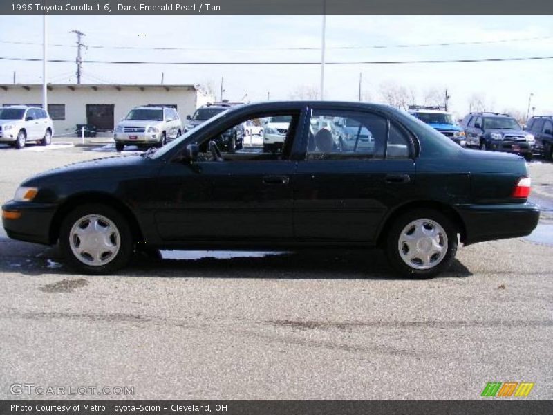Dark Emerald Pearl / Tan 1996 Toyota Corolla 1.6