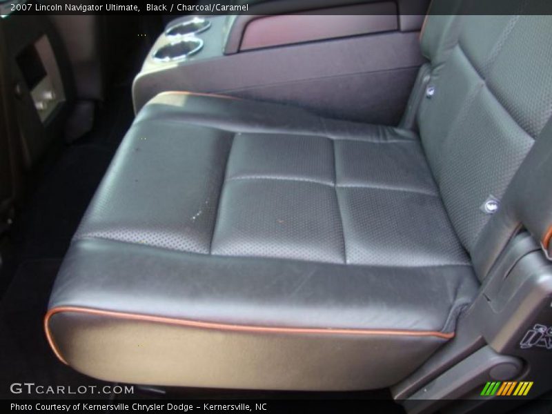 Black / Charcoal/Caramel 2007 Lincoln Navigator Ultimate