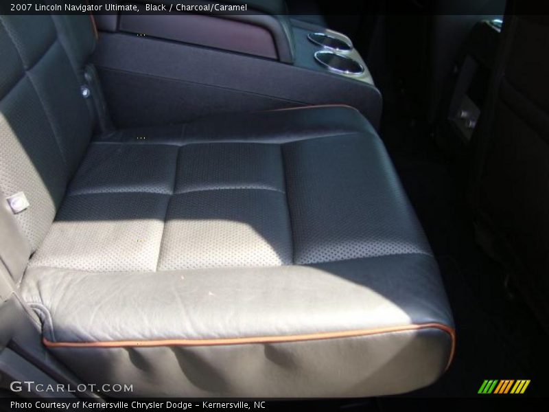 Black / Charcoal/Caramel 2007 Lincoln Navigator Ultimate
