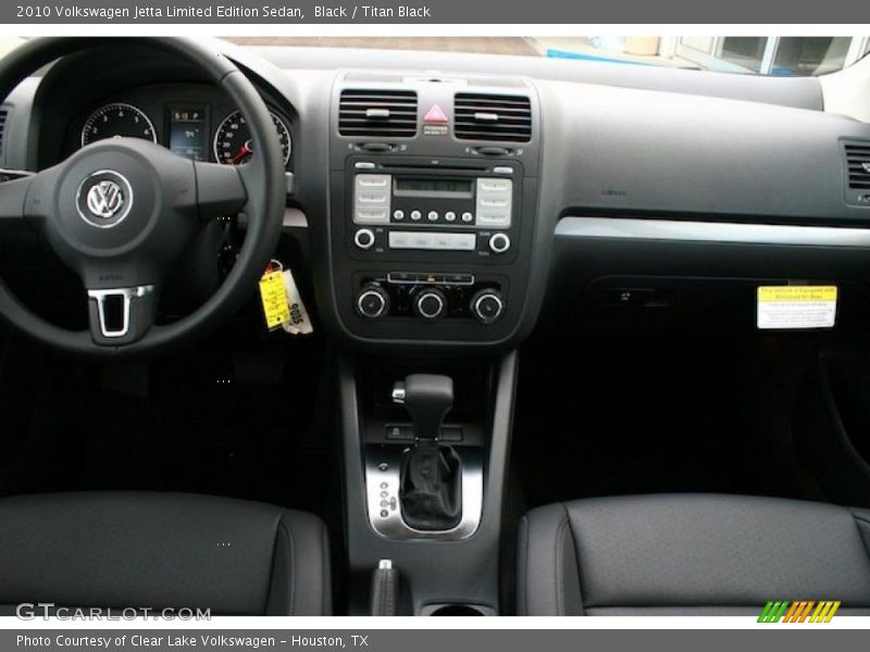 Black / Titan Black 2010 Volkswagen Jetta Limited Edition Sedan