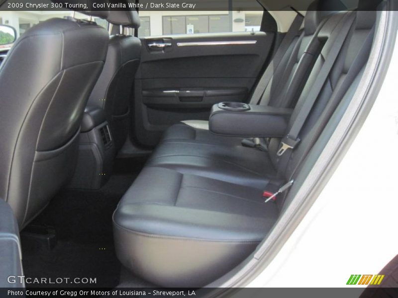Cool Vanilla White / Dark Slate Gray 2009 Chrysler 300 Touring