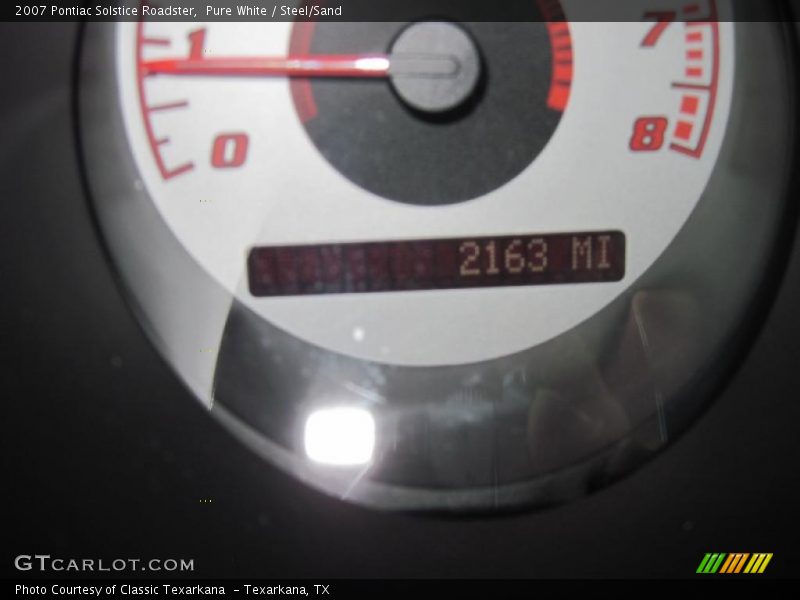 Pure White / Steel/Sand 2007 Pontiac Solstice Roadster