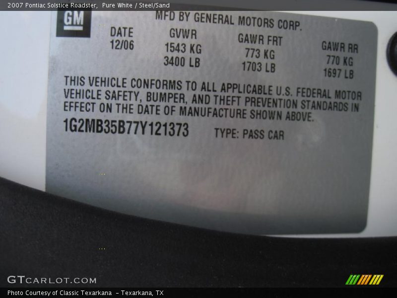 Pure White / Steel/Sand 2007 Pontiac Solstice Roadster