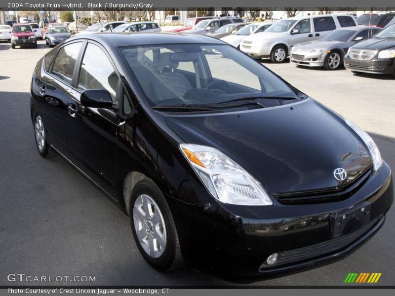 Black / Burgundy/Gray 2004 Toyota Prius Hybrid