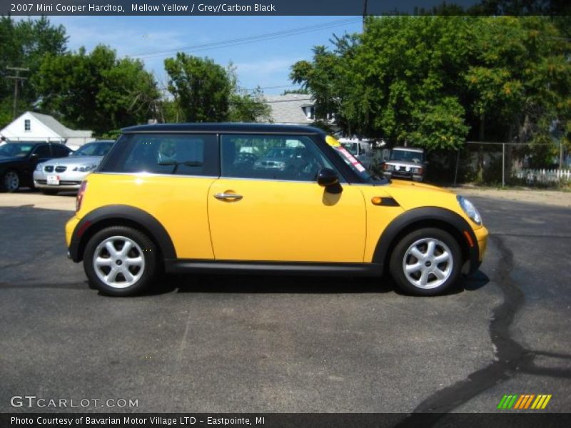 Mellow Yellow / Grey/Carbon Black 2007 Mini Cooper Hardtop
