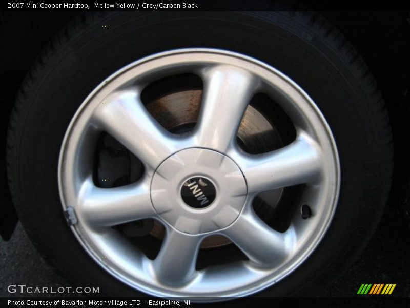 Mellow Yellow / Grey/Carbon Black 2007 Mini Cooper Hardtop
