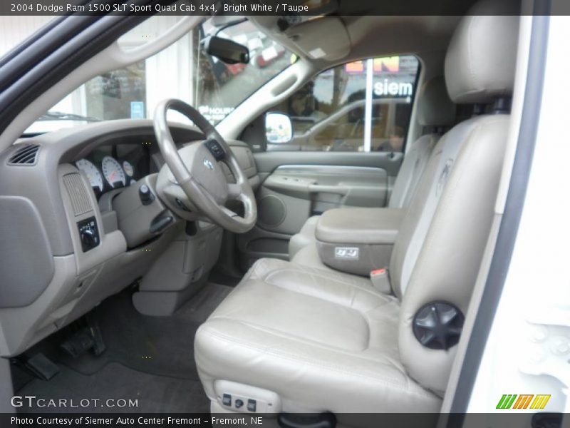Bright White / Taupe 2004 Dodge Ram 1500 SLT Sport Quad Cab 4x4