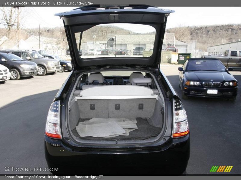 Black / Burgundy/Gray 2004 Toyota Prius Hybrid