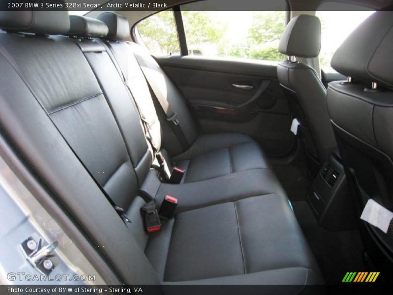 Arctic Metallic / Black 2007 BMW 3 Series 328xi Sedan