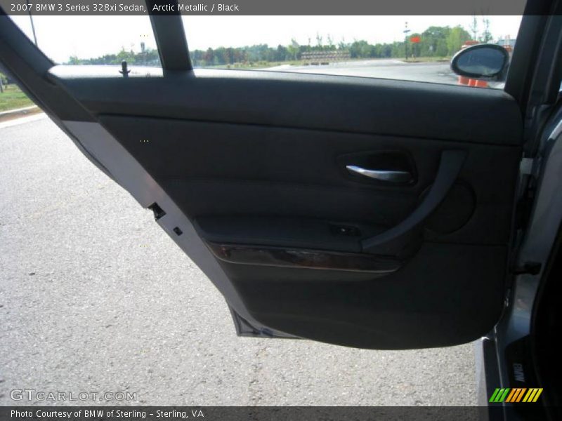 Arctic Metallic / Black 2007 BMW 3 Series 328xi Sedan
