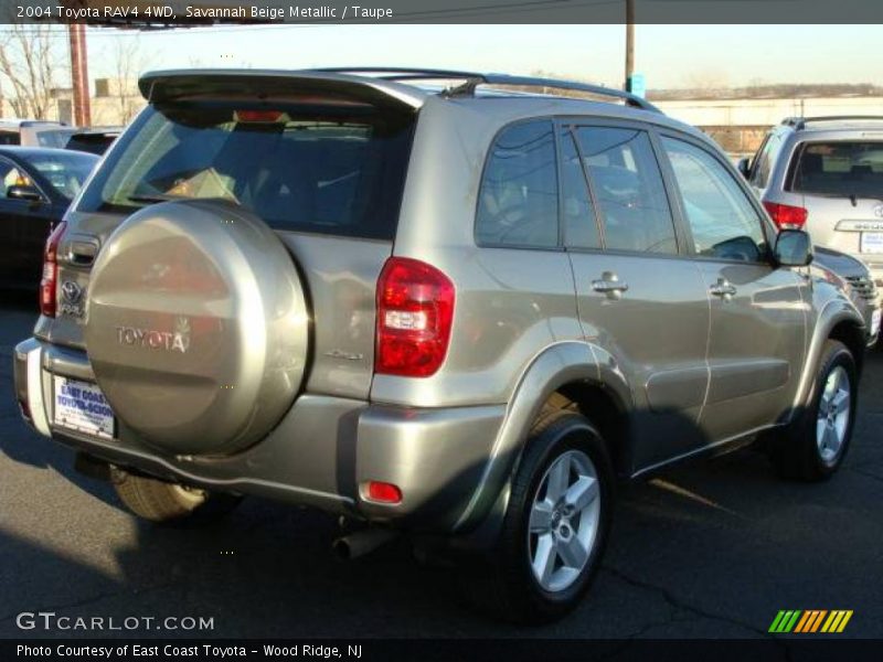 Savannah Beige Metallic / Taupe 2004 Toyota RAV4 4WD