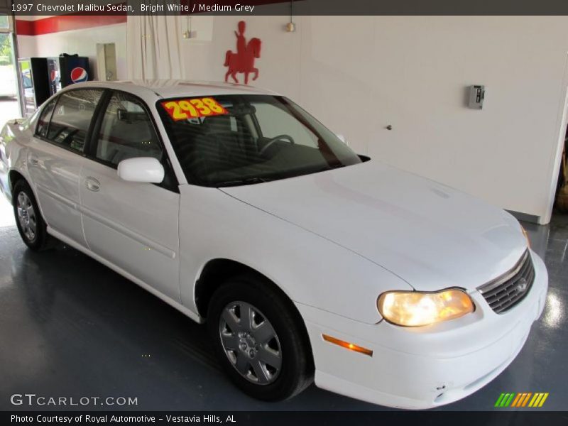 Bright White / Medium Grey 1997 Chevrolet Malibu Sedan