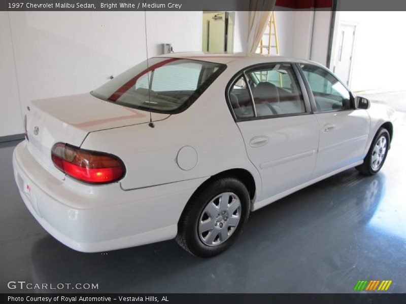 Bright White / Medium Grey 1997 Chevrolet Malibu Sedan