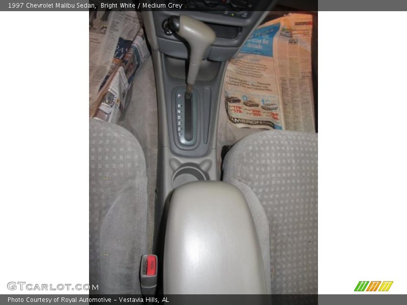 Bright White / Medium Grey 1997 Chevrolet Malibu Sedan
