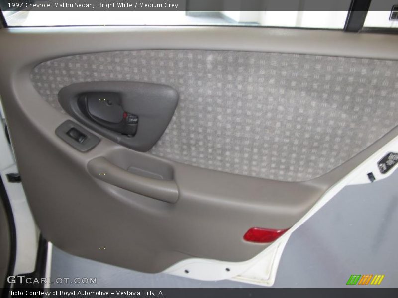 Bright White / Medium Grey 1997 Chevrolet Malibu Sedan
